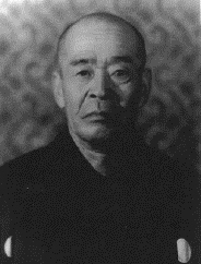 創業者　深田 和三郎